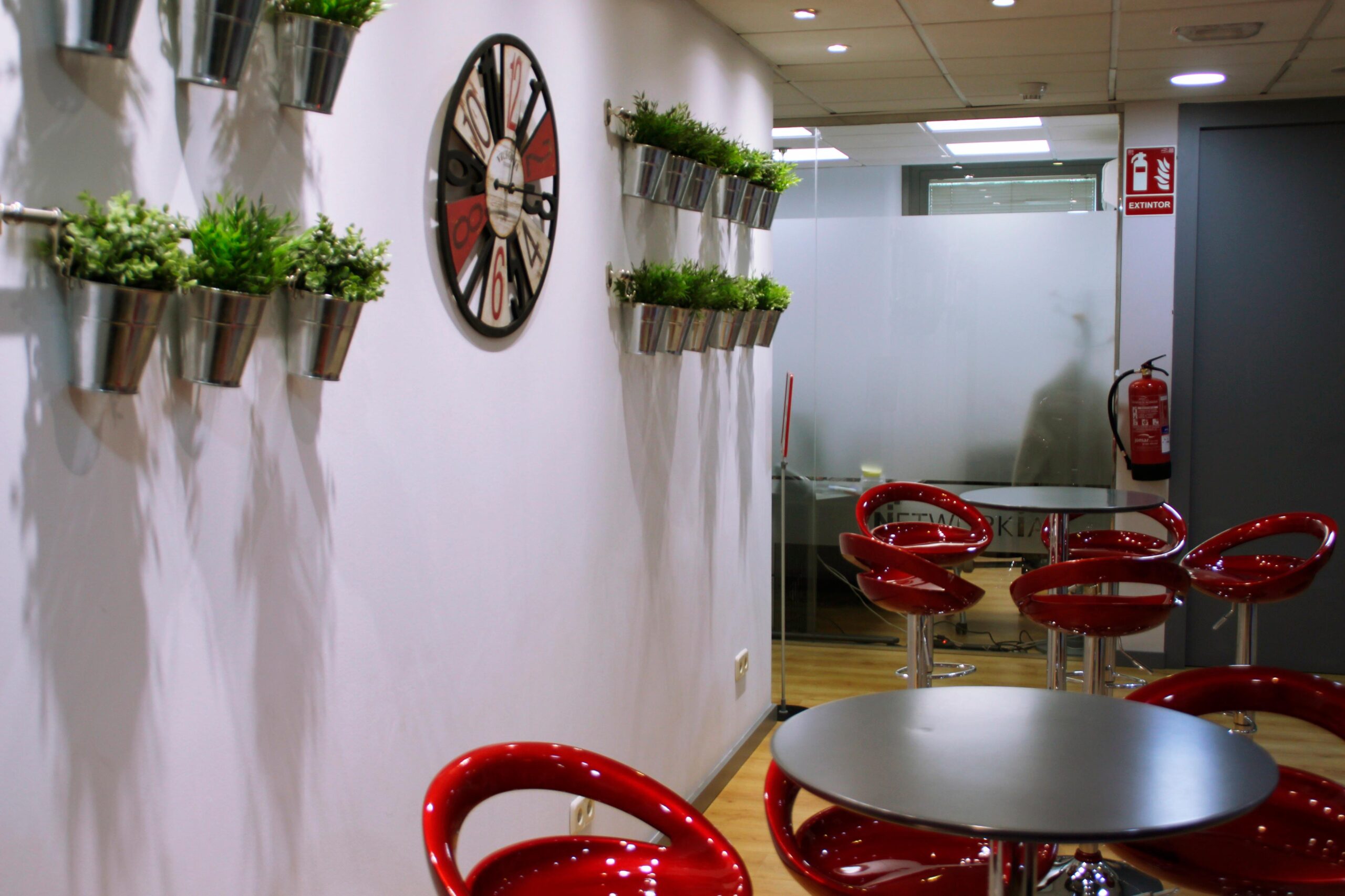 M11 edit photo NETWORKIA firma un acuerdo con Hoteles Catalonia