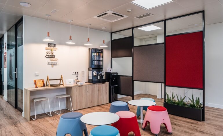 QU T 8217 OFERIM A NETWORKIA photo QUÈ T'OFERIM A NETWORKIA?