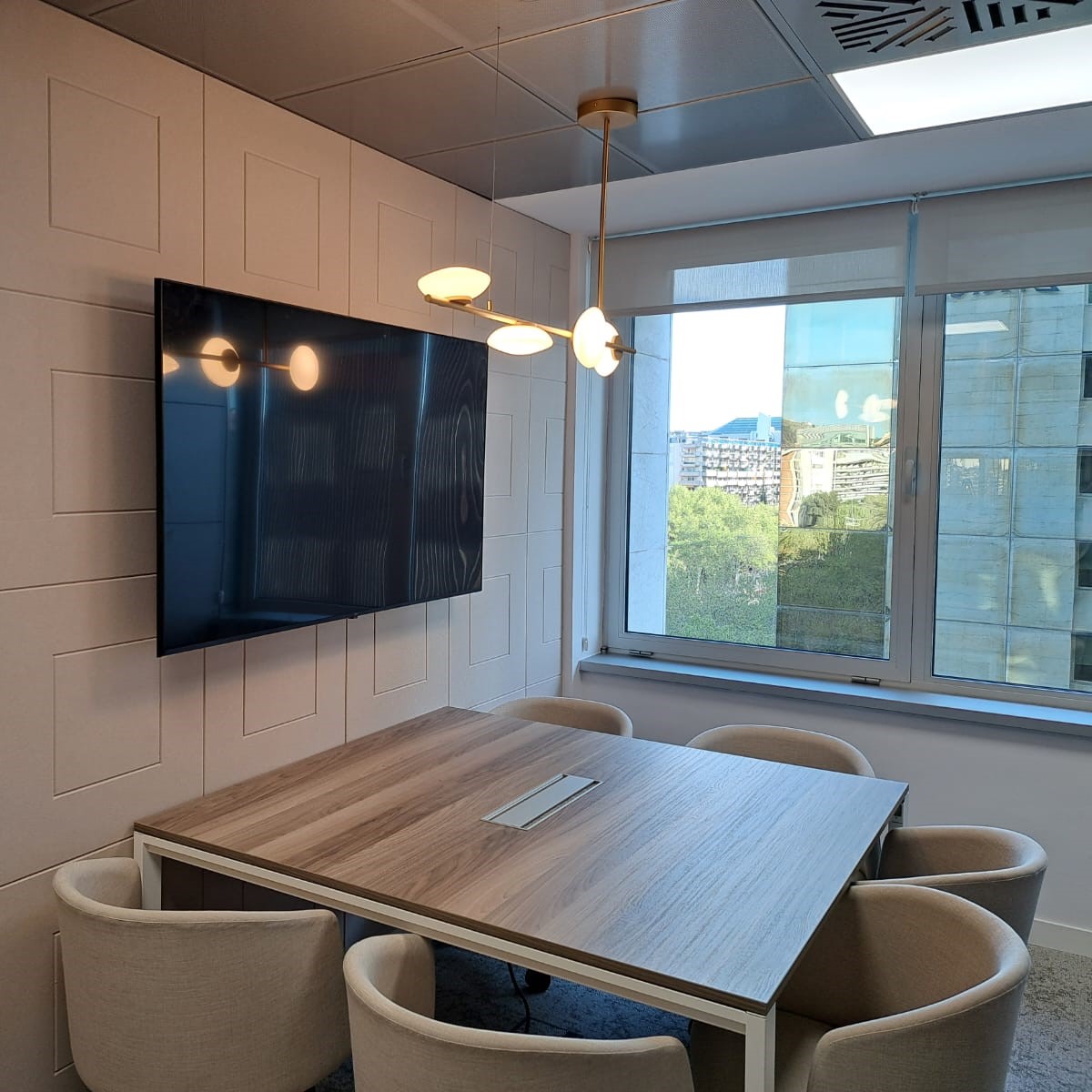 Sala Tur photo image