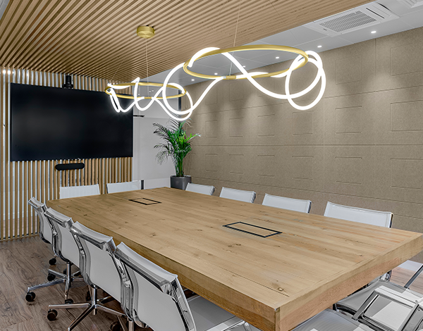 Qu es el Coworking Ventajas y Opciones de Coworking en Barcelona y Madrid photo Sala Torre Picasso